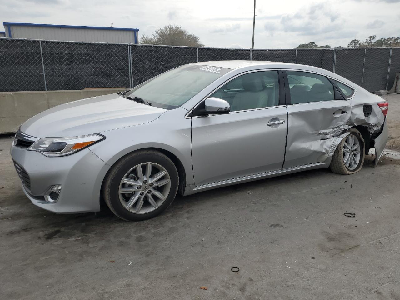 2013 TOYOTA AVALON BAS car image