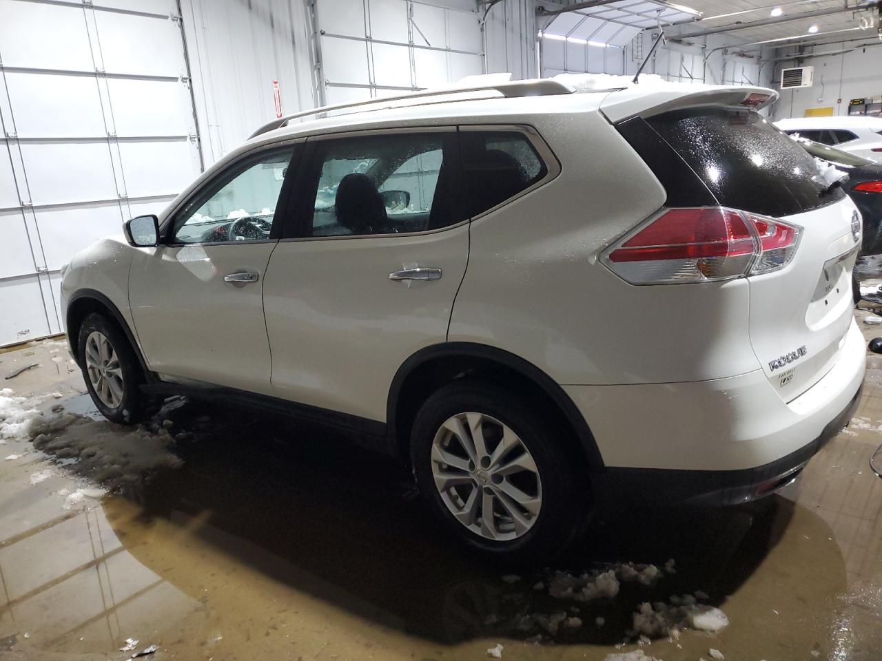 2015 NISSAN ROGUE S - Фото 2