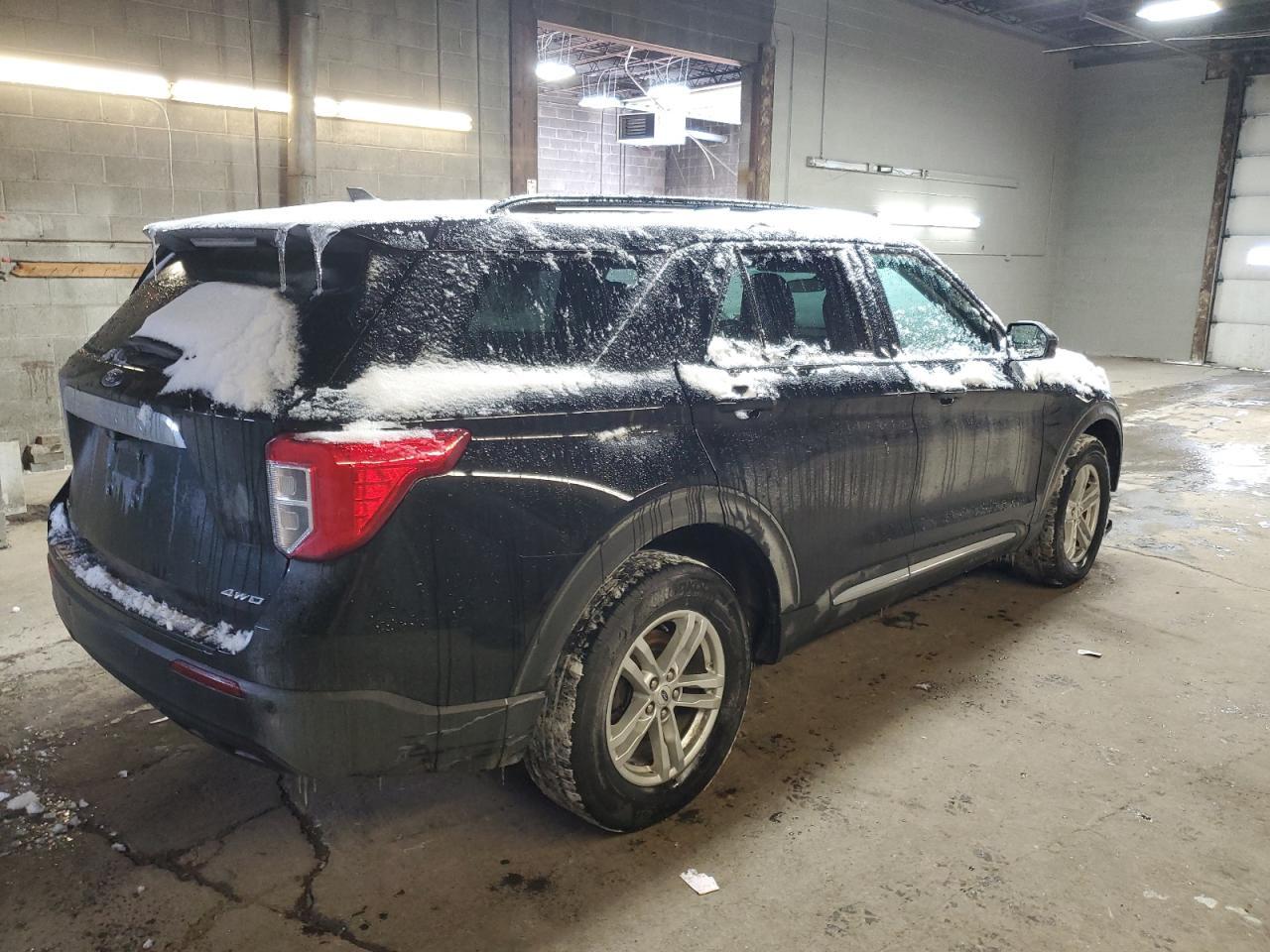 2023 FORD EXPLORER X - Image 3