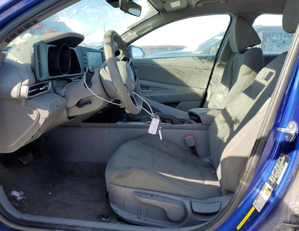 2022 HYUNDAI ELANTRA SE - Фото 7