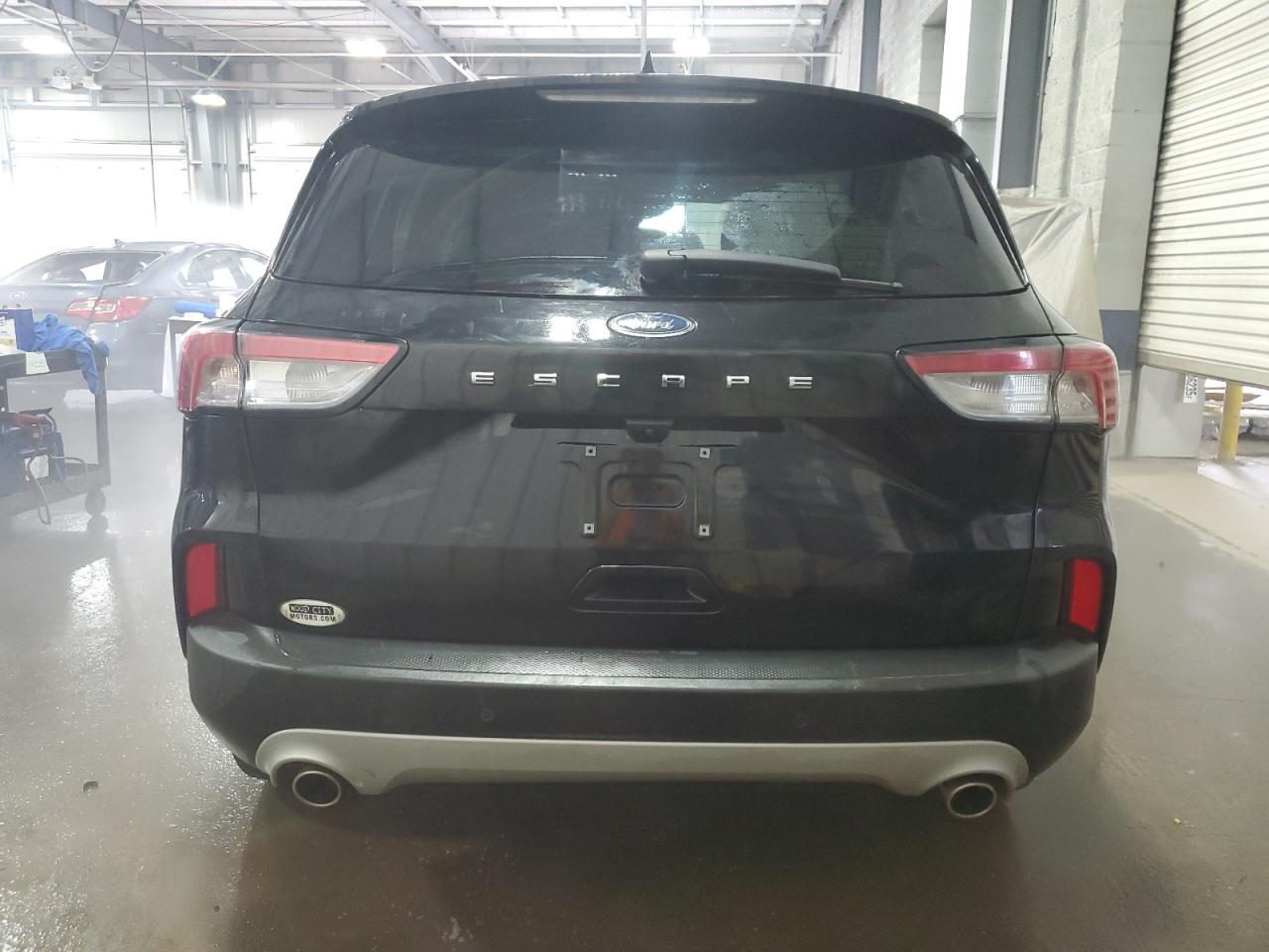 2020 FORD ESCAPE SE - Фото 6