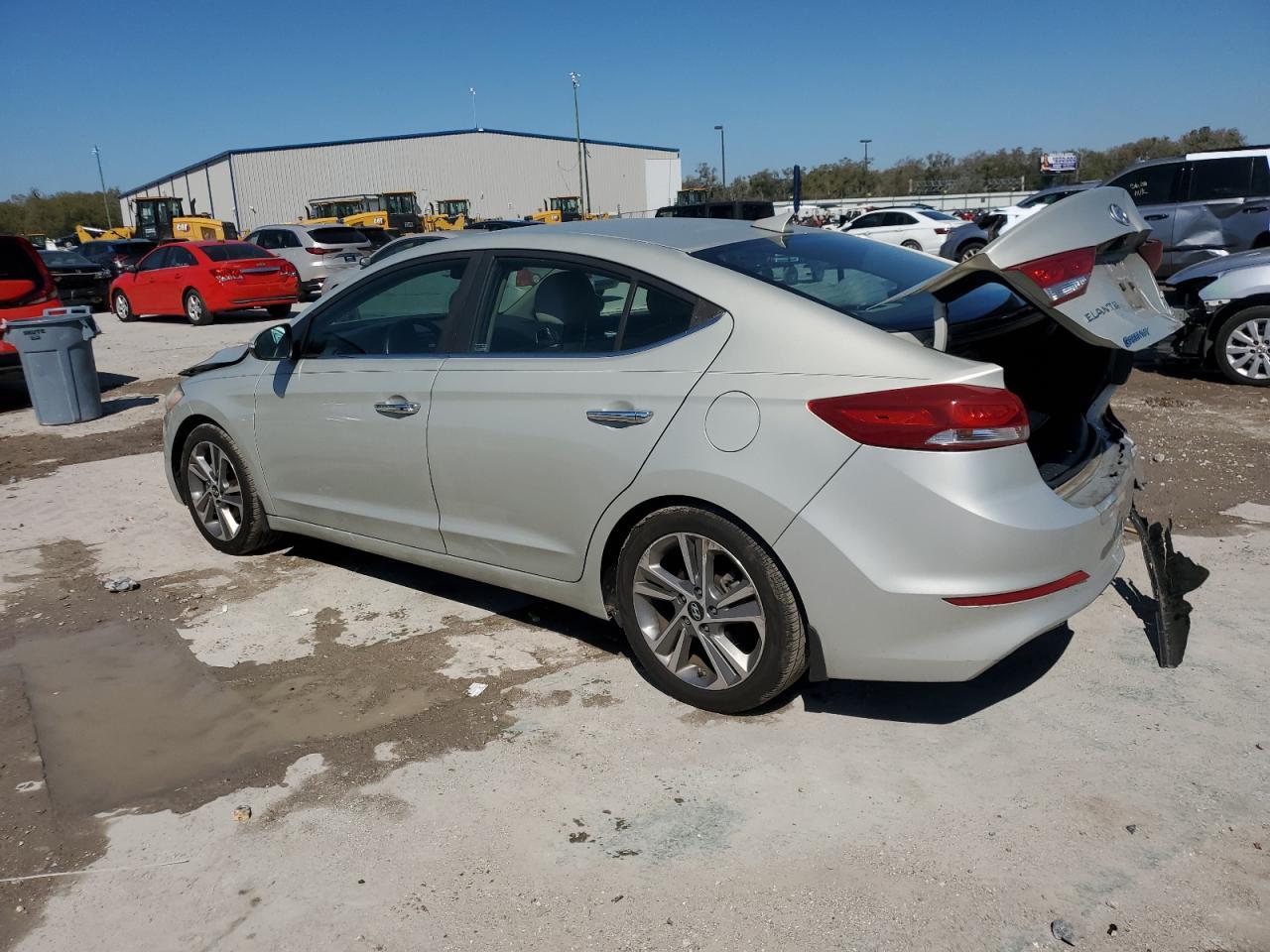 2017 HYUNDAI ELANTRA SE - Фото 2