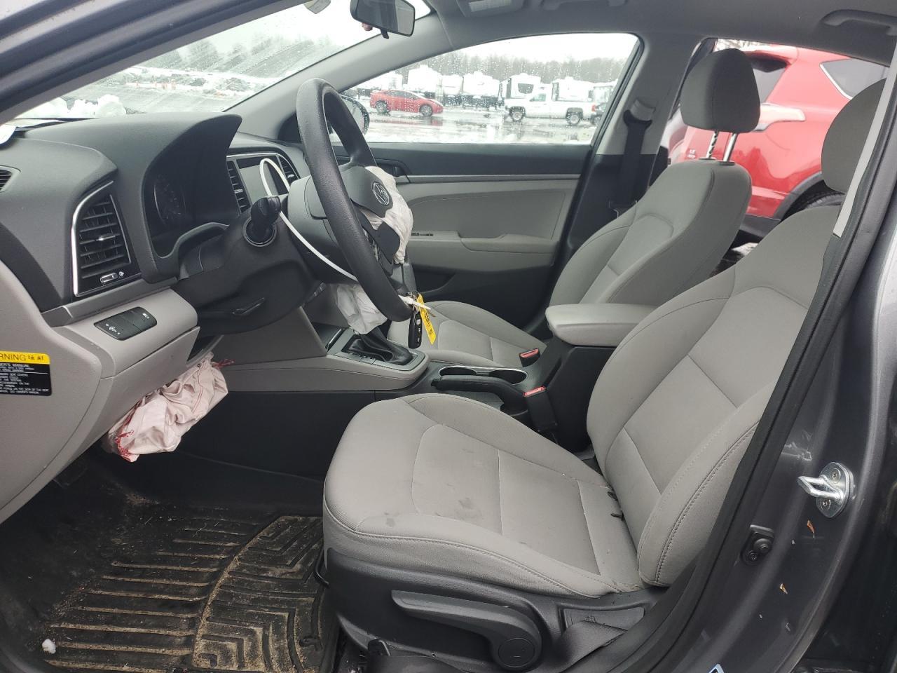 2018 HYUNDAI ELANTRA SE - Фото 7
