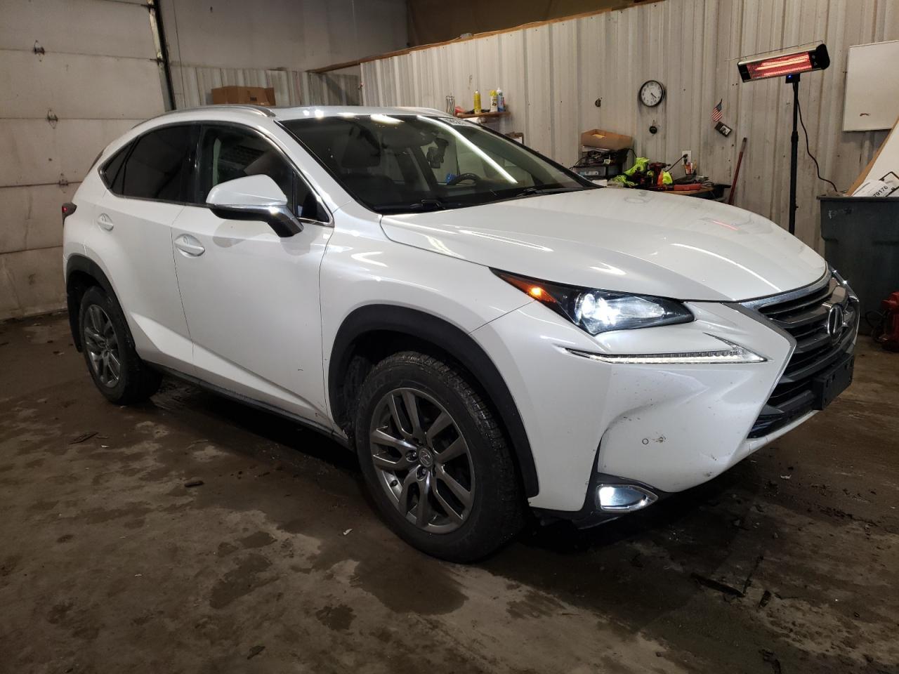 2015 LEXUS NX 200T - Image 4