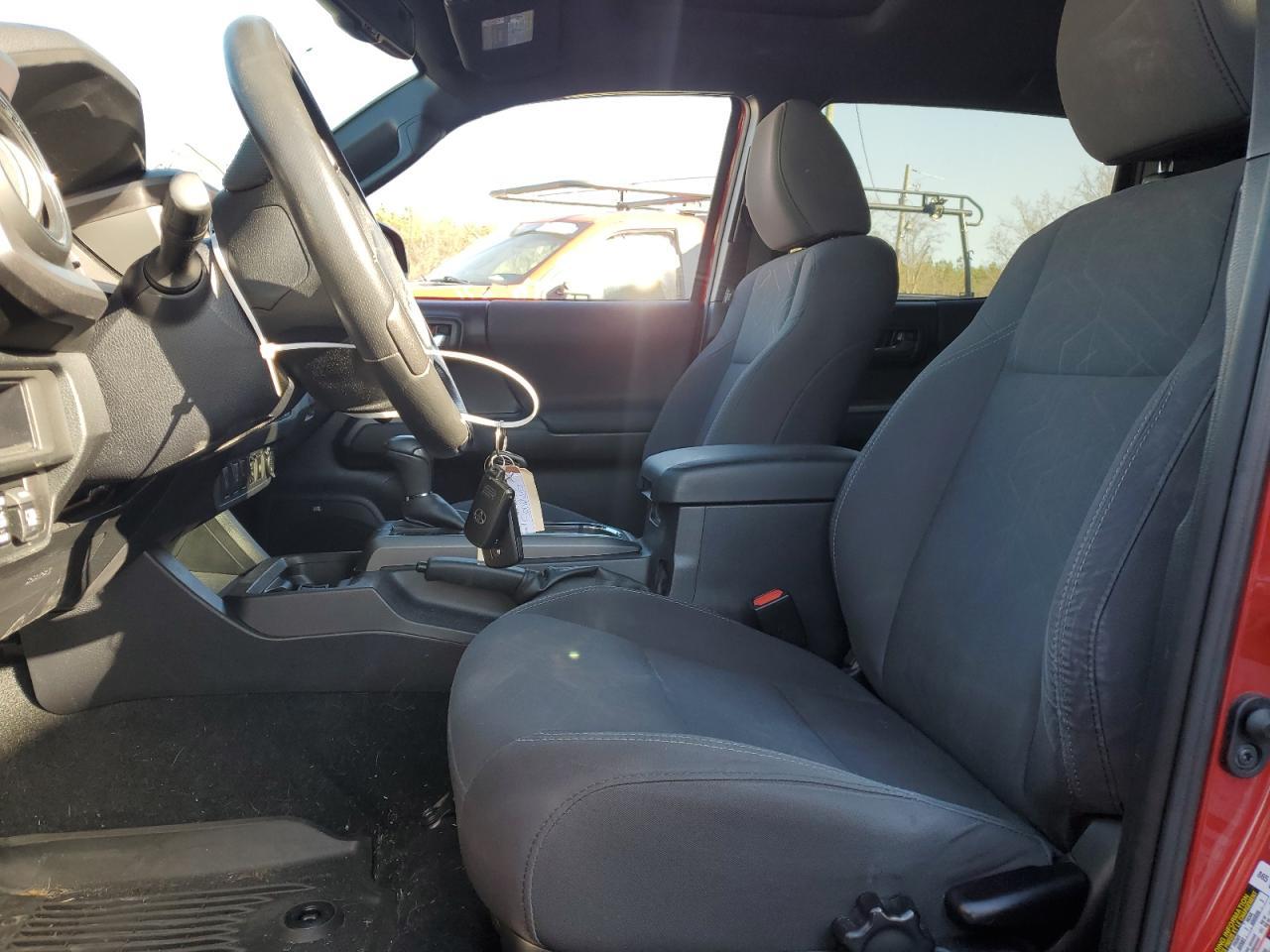 2017 TOYOTA TACOMA DOU - Фото 7