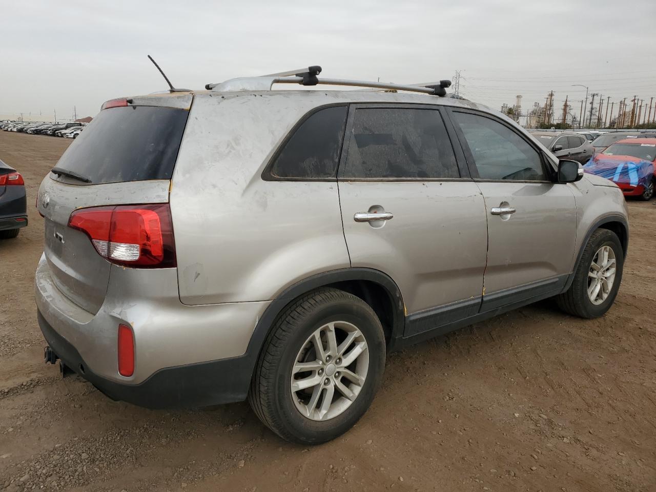 2014 KIA SORENTO LX - Image 3