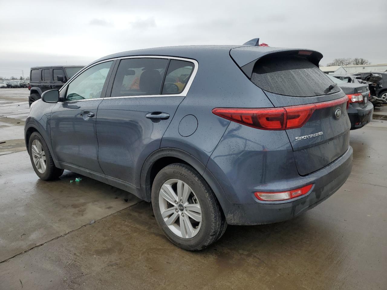 2017 KIA SPORTAGE L - Image 2