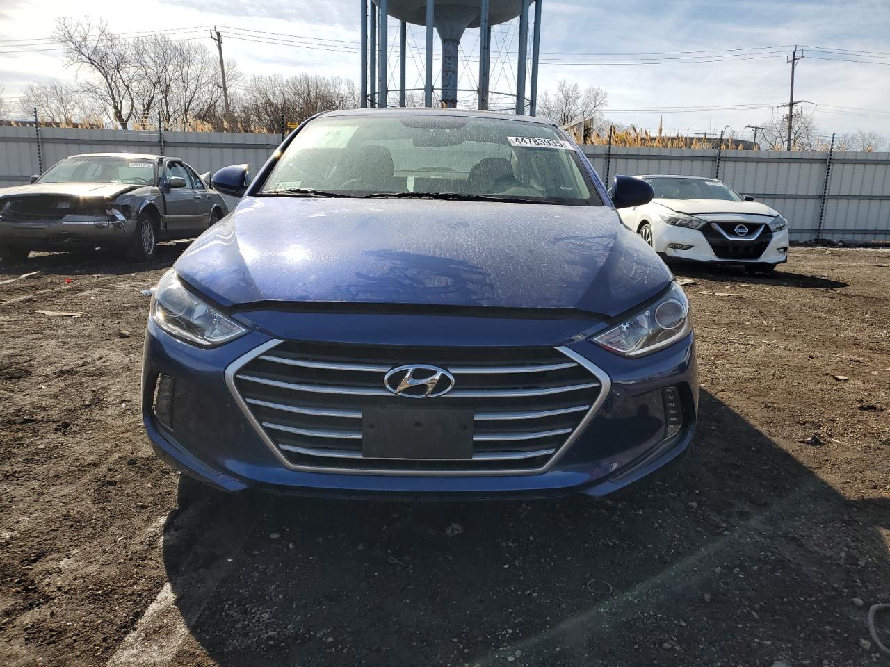 2017 HYUNDAI ELANTRA SE - Фото 5