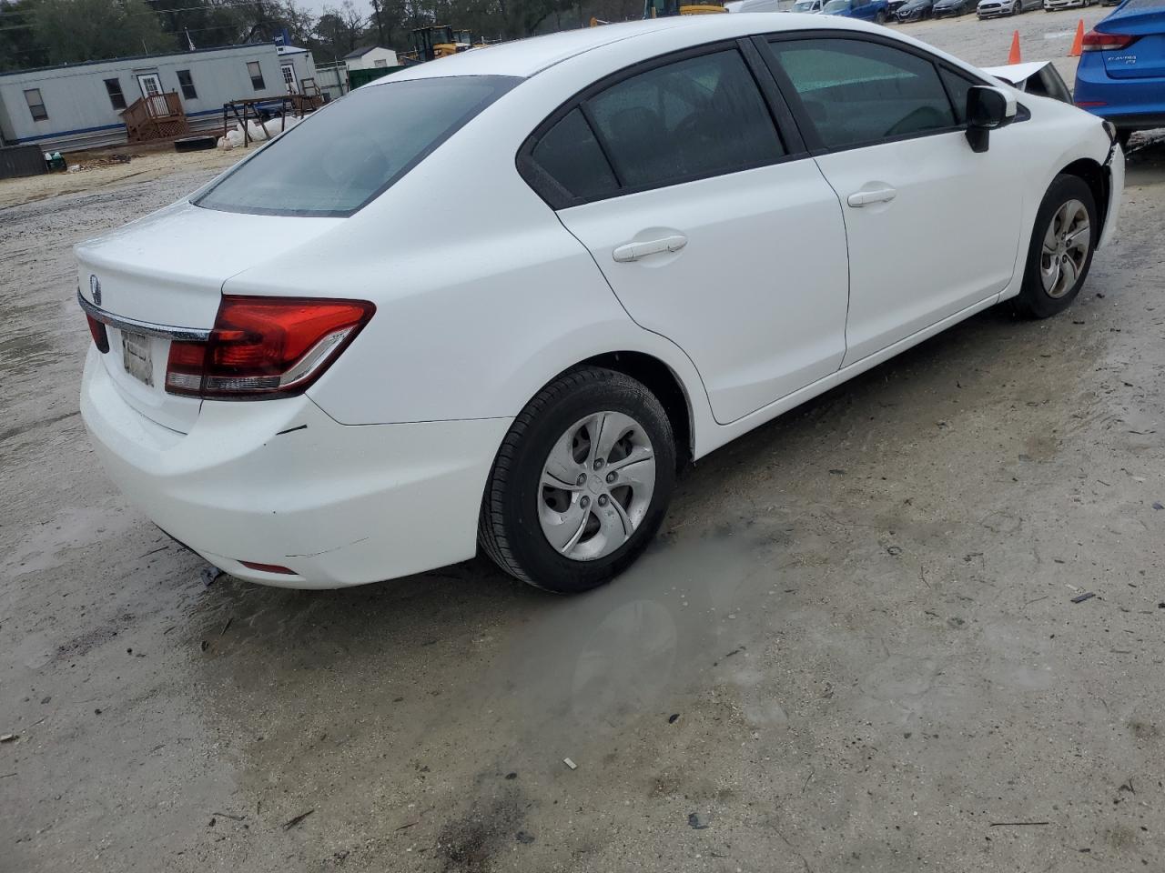 2015 HONDA CIVIC LX - Фото 3