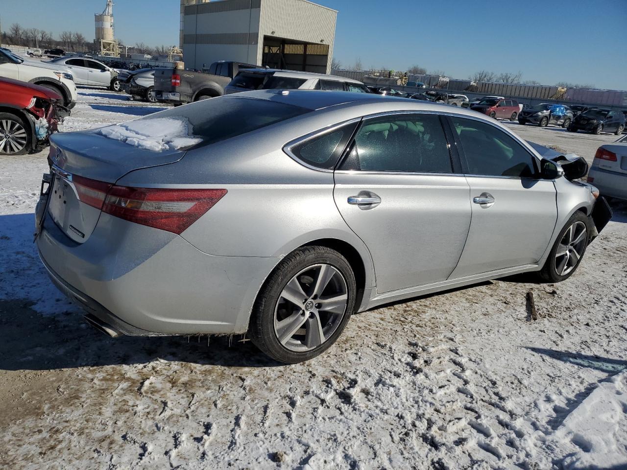 2016 TOYOTA AVALON XLE - Image 3