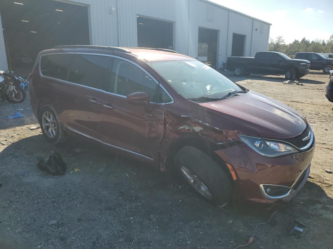 2017 CHRYSLER PACIFICA T - Image 4