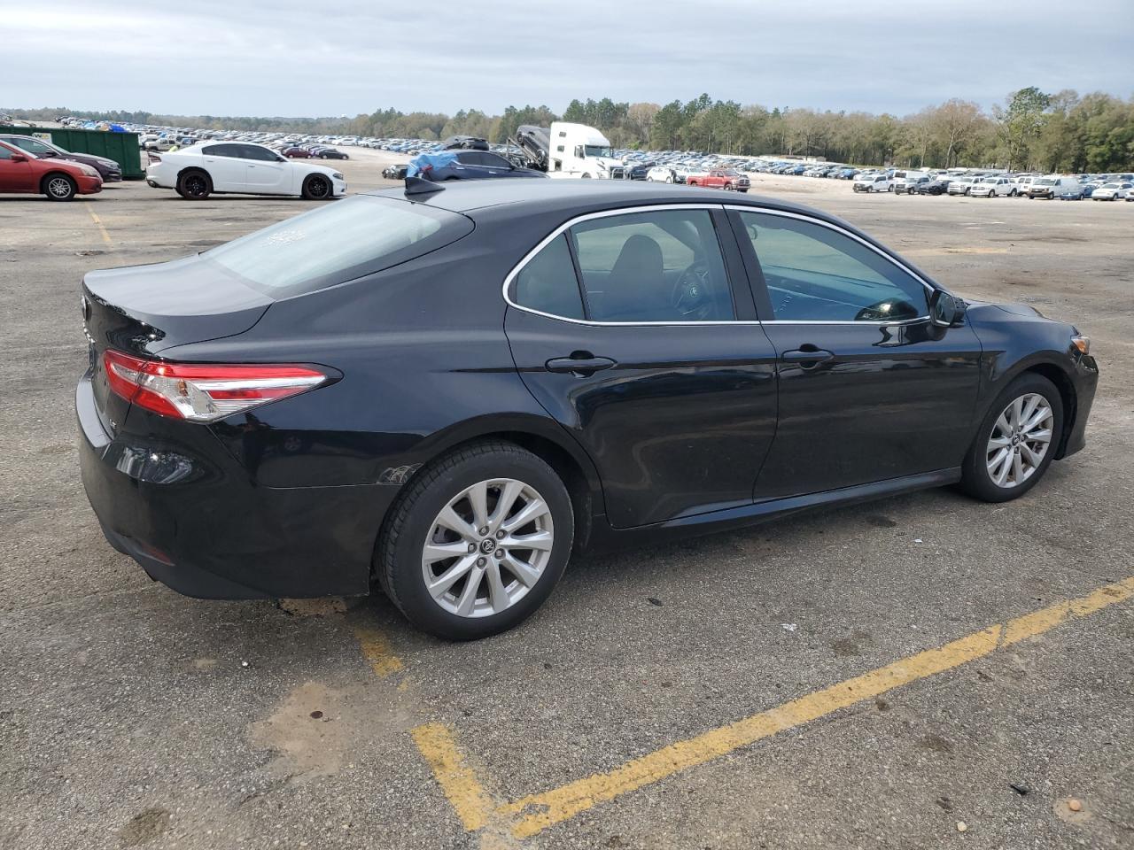 2019 TOYOTA CAMRY L - Image 3
