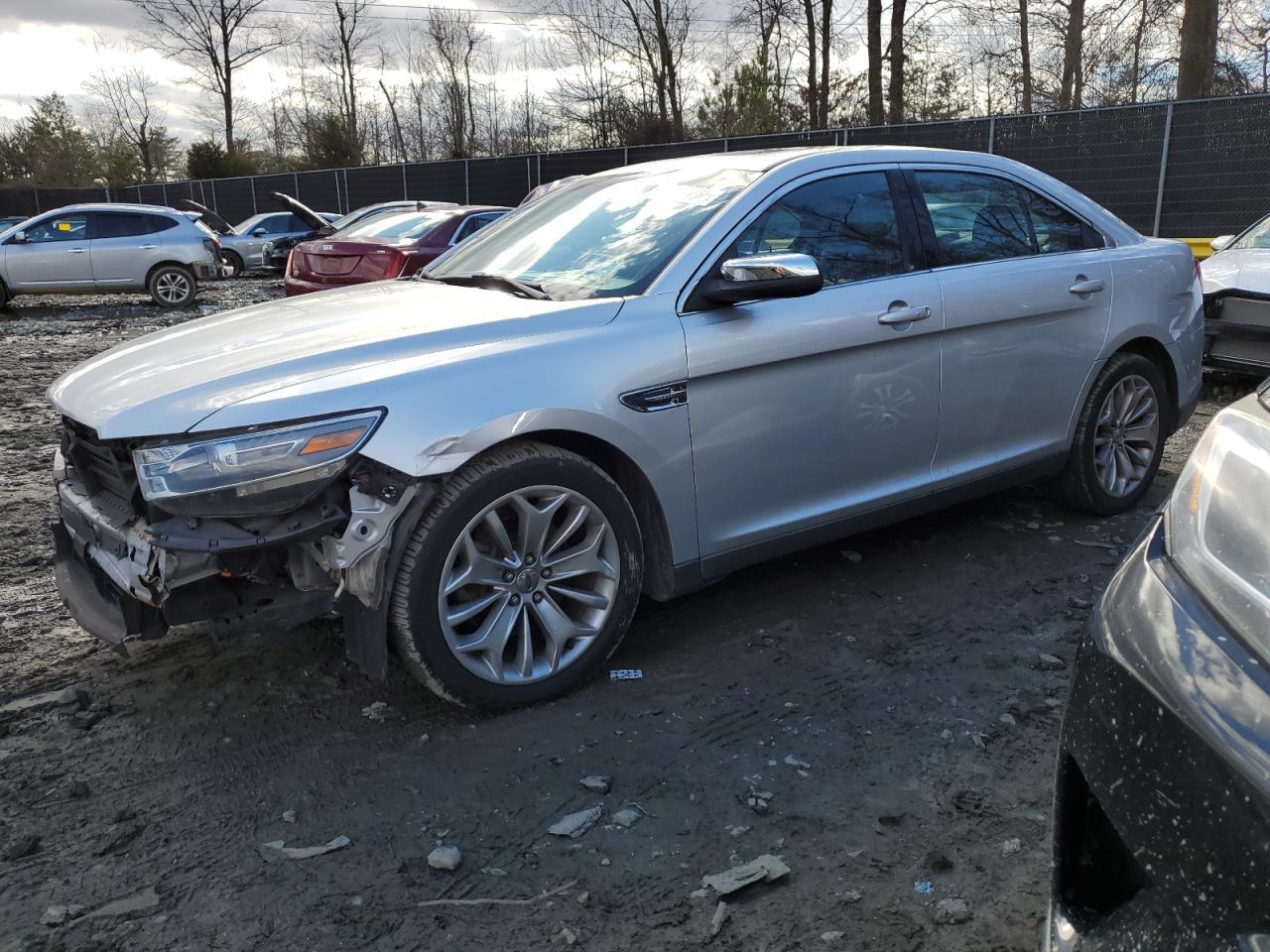 2013 FORD TAURUS LIM car image