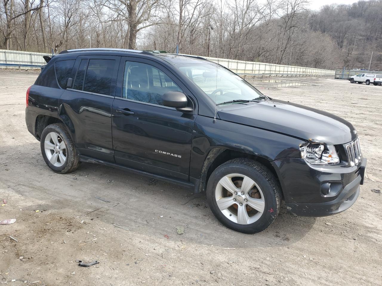 2011 JEEP COMPASS SP - Image 4