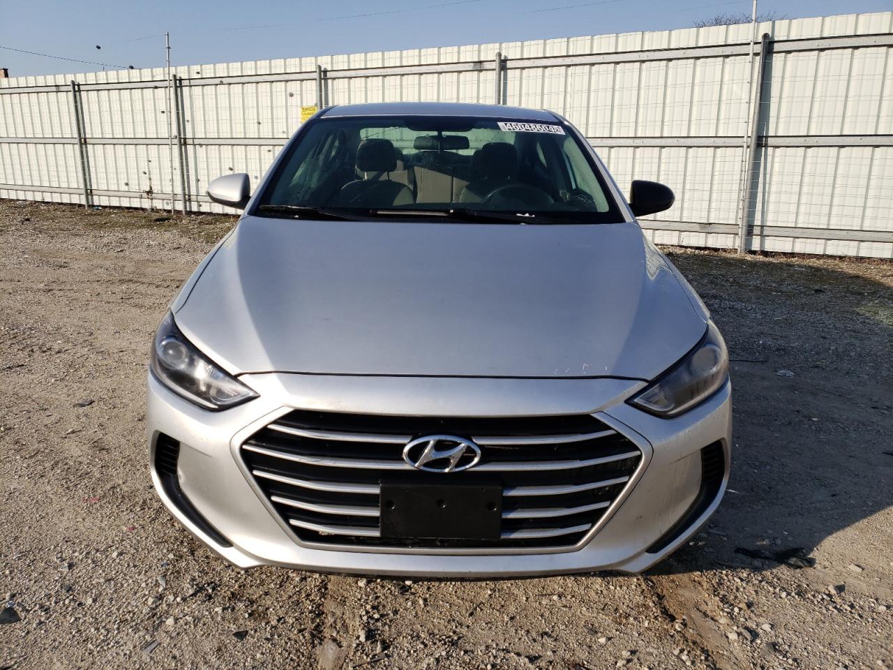2017 HYUNDAI ELANTRA SE - Фото 5