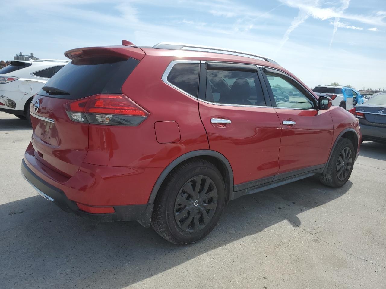 2017 NISSAN ROGUE S - Фото 3