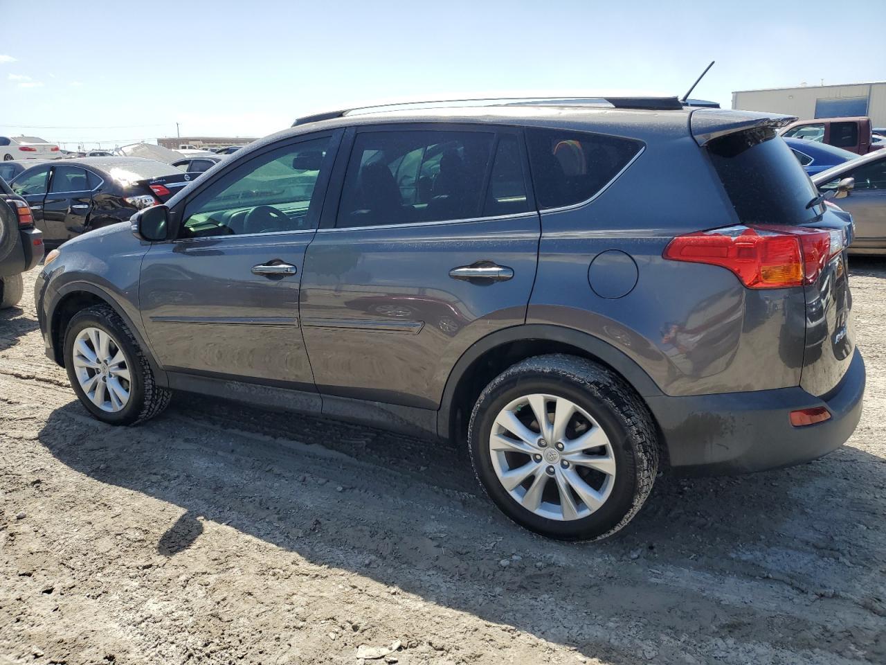2015 TOYOTA RAV4 LIMIT - Фото 2