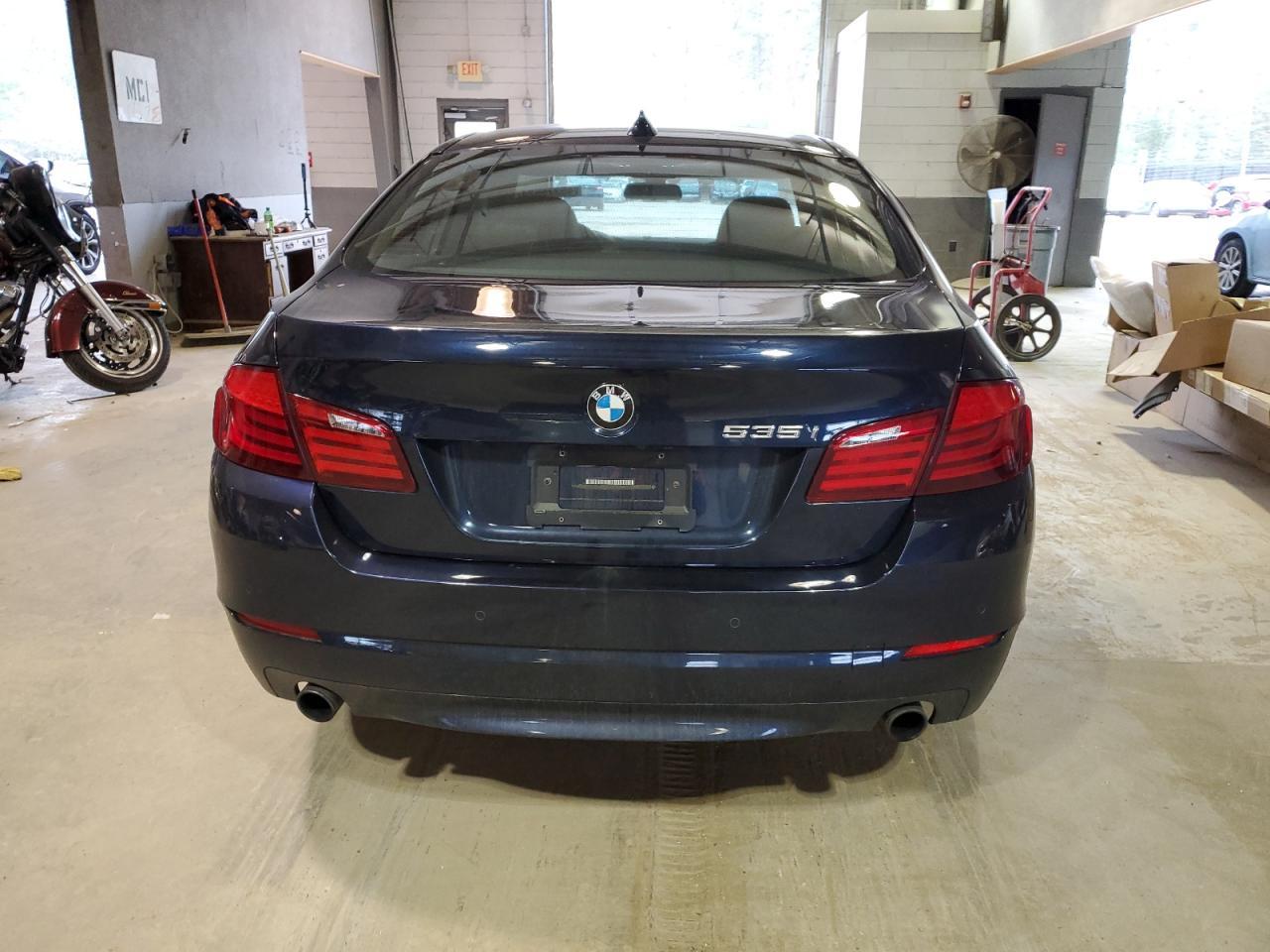 2011 BMW 535 XI - Фото 6