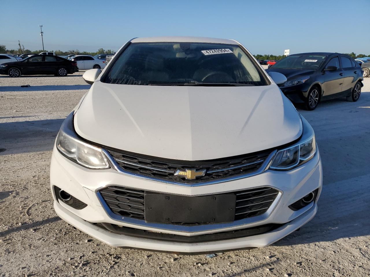 2017 CHEVROLET CRUZE LT - Фото 5