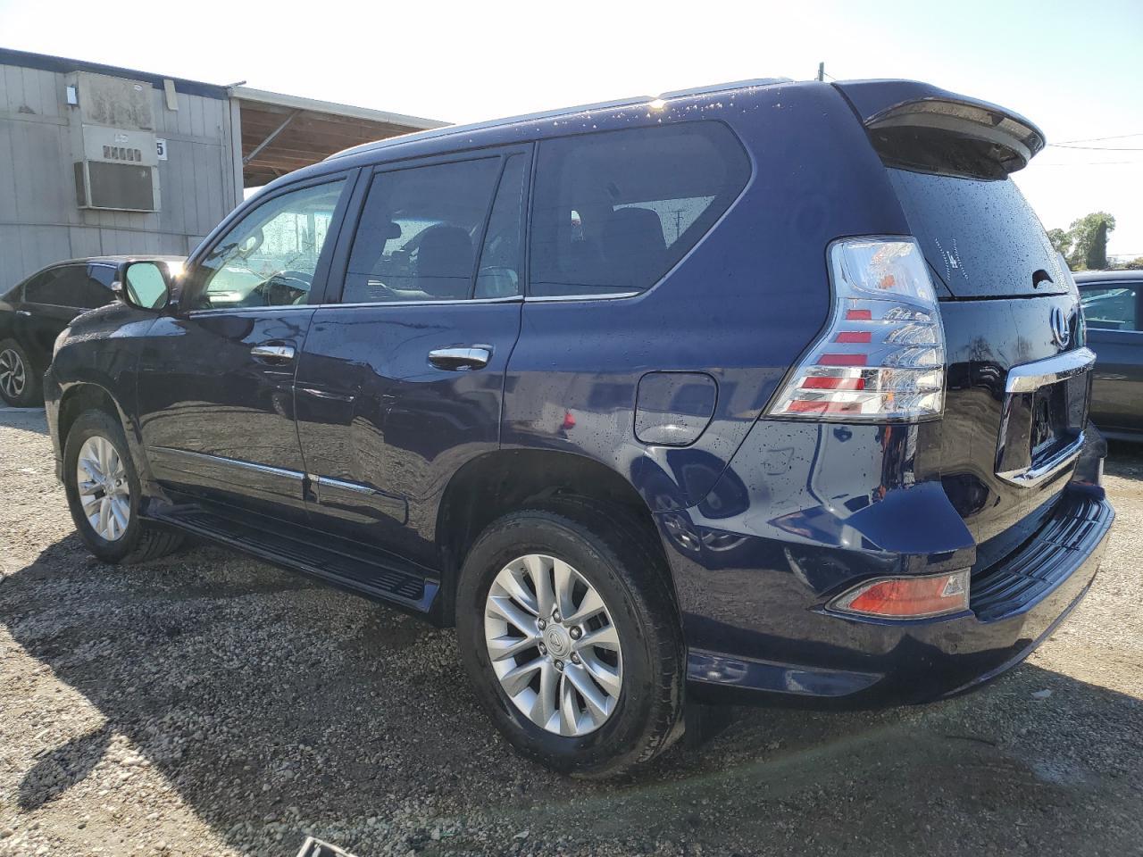 2017 LEXUS GX 460 - Фото 2