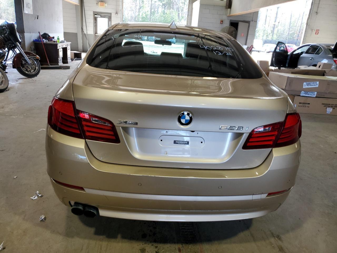 2013 BMW 528 XI - Фото 6
