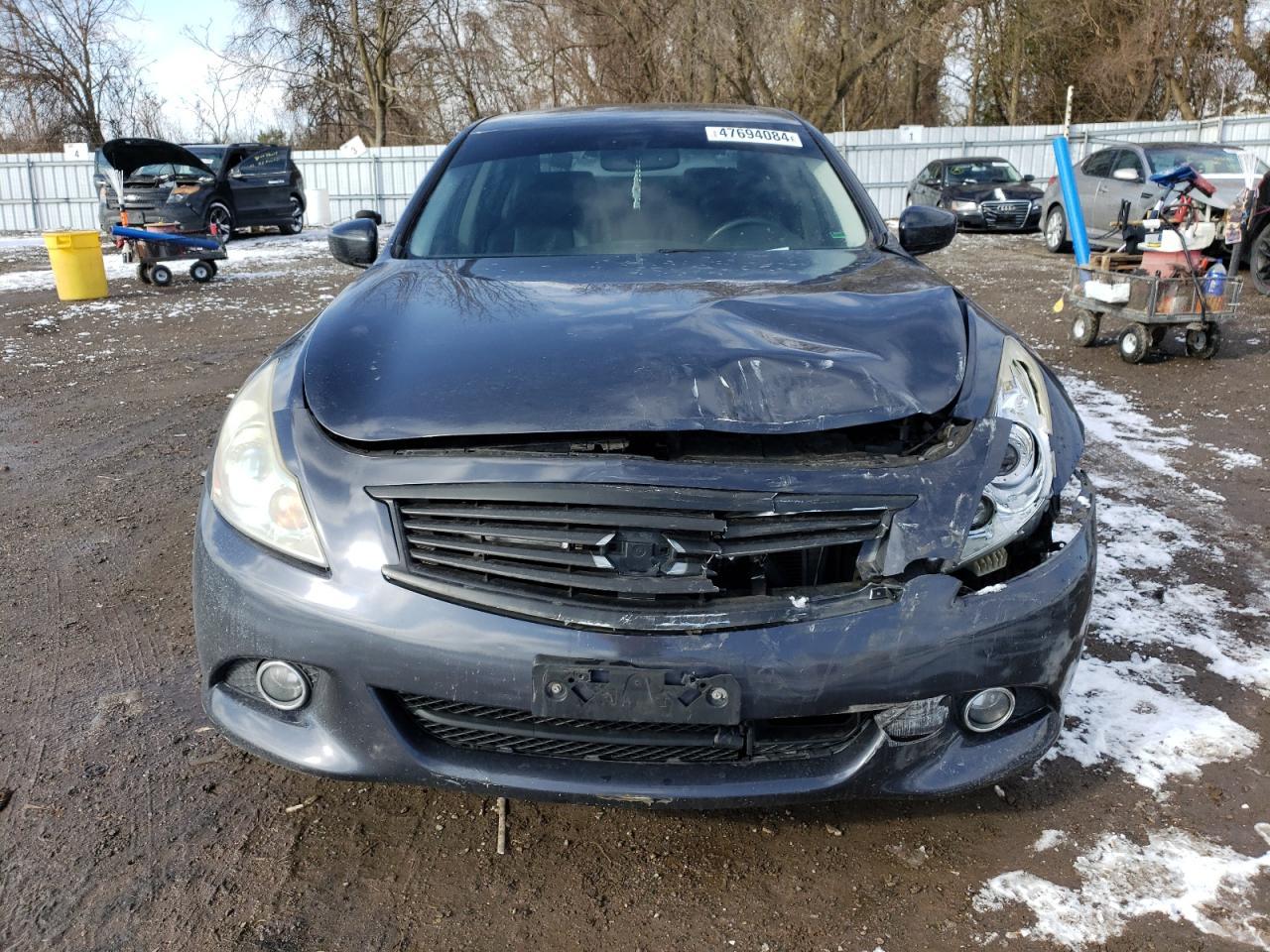 2011 INFINITI G37 - Image 5