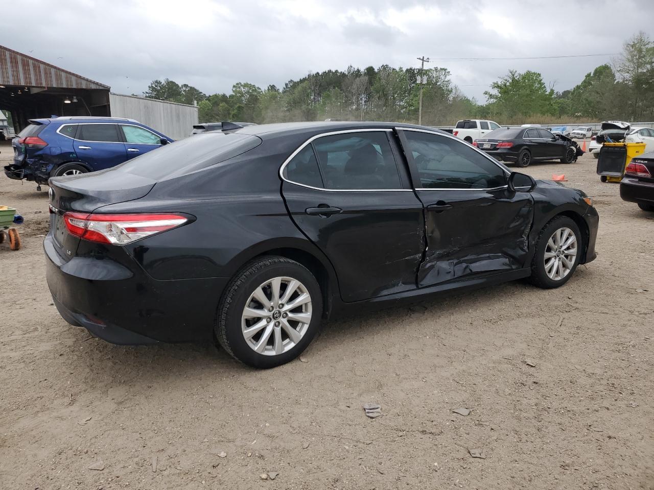 2019 TOYOTA CAMRY L - Image 3