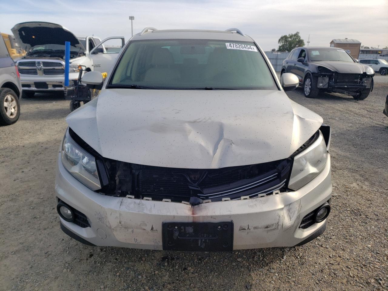 2015 VOLKSWAGEN TIGUAN S - Фото 5