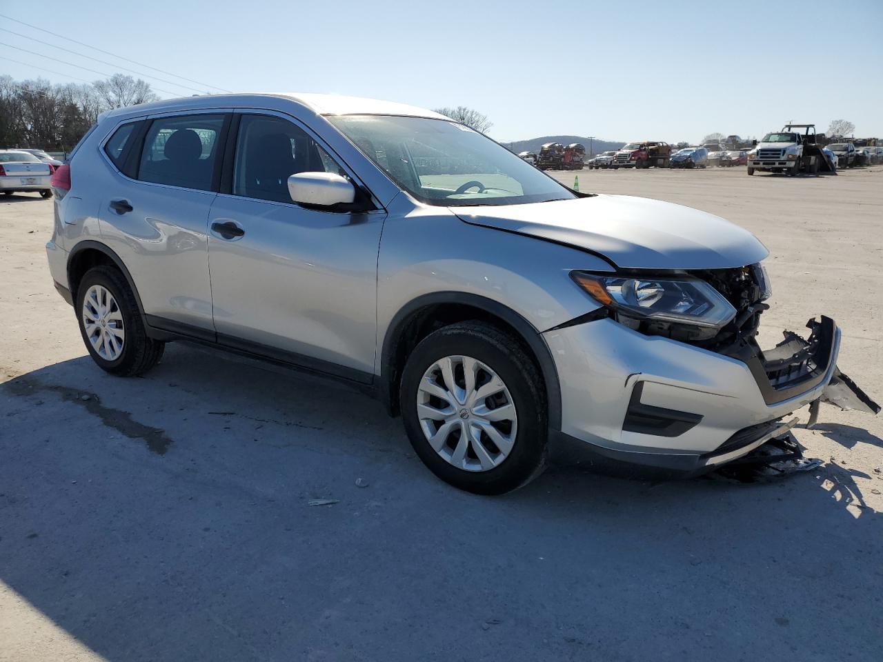 2017 NISSAN ROGUE S - Image 4