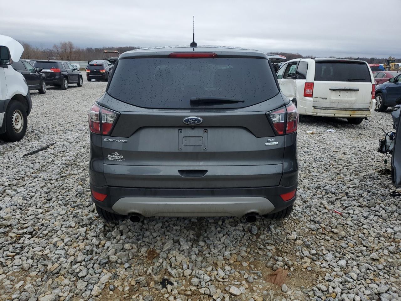2017 FORD ESCAPE SE - Фото 6