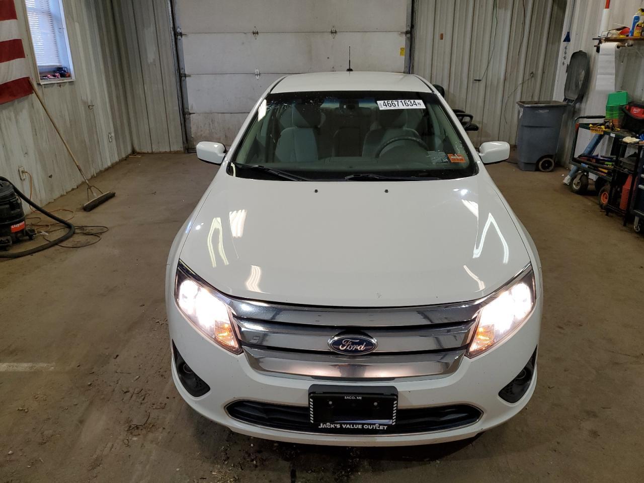 2012 FORD FUSION SE - Image 5