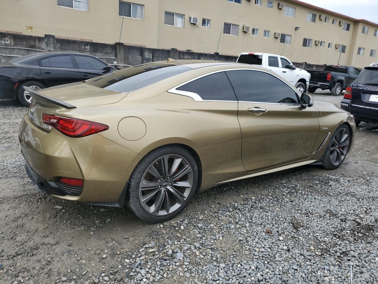 2017 INFINITI Q60 RED SP - Image 3