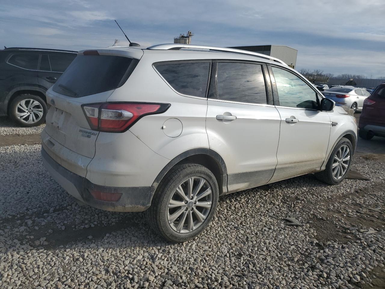 2017 FORD ESCAPE TIT - Image 3