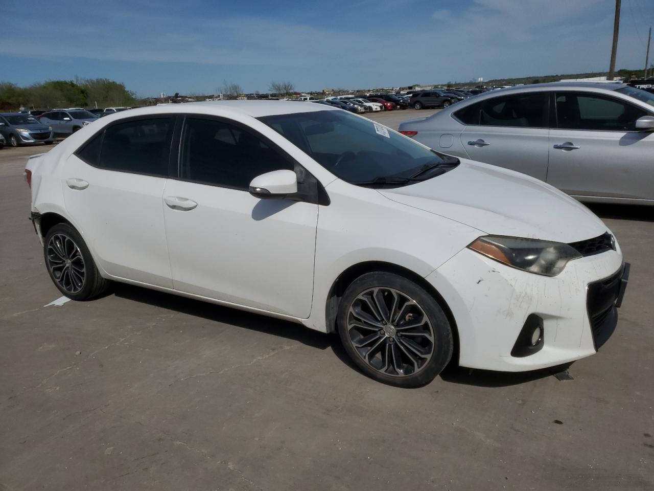 2014 TOYOTA COROLLA L - Image 4