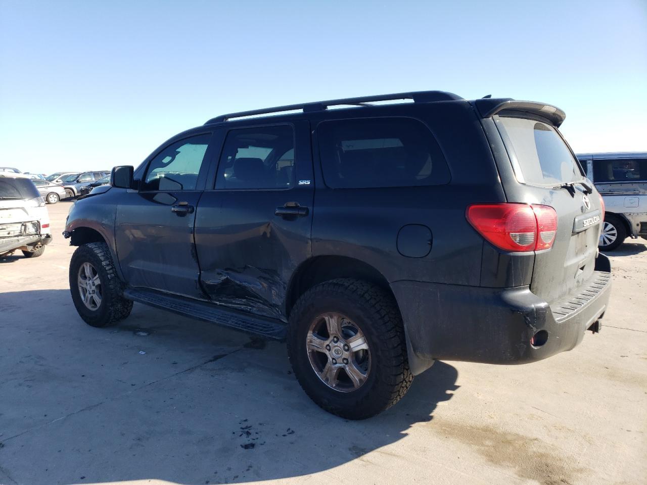 2013 TOYOTA SEQUOIA SR - Image 2