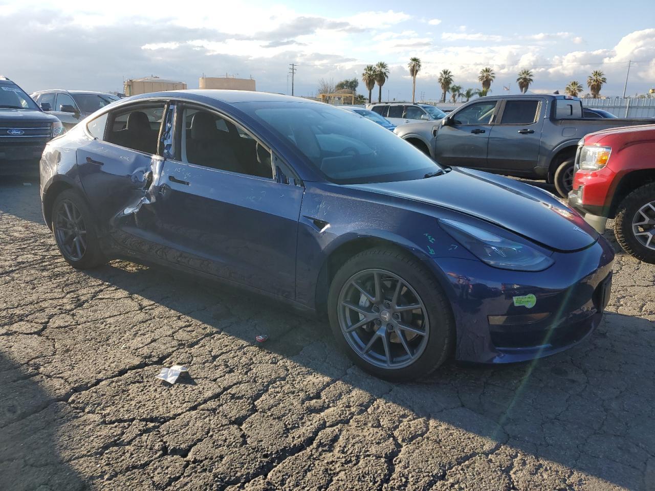 2022 TESLA MODEL 3 - Image 4