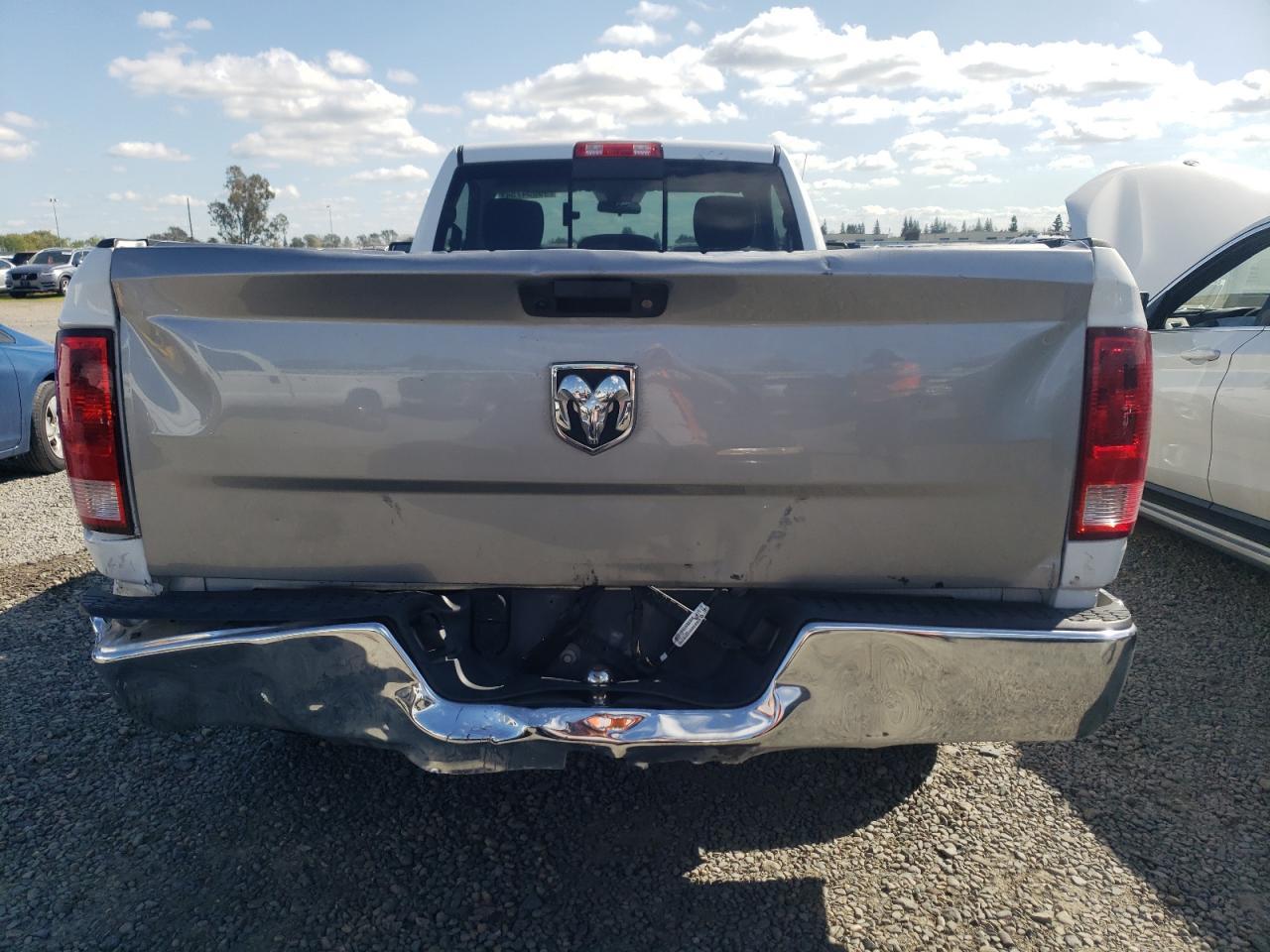 2014 RAM 1500 ST - Image 6