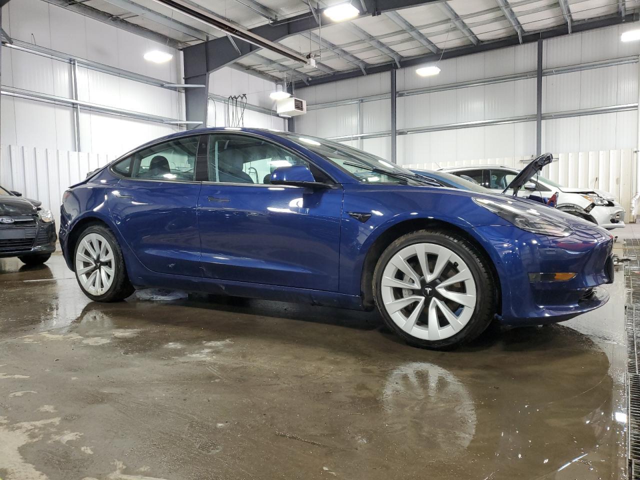 2022 TESLA MODEL 3 - Image 4