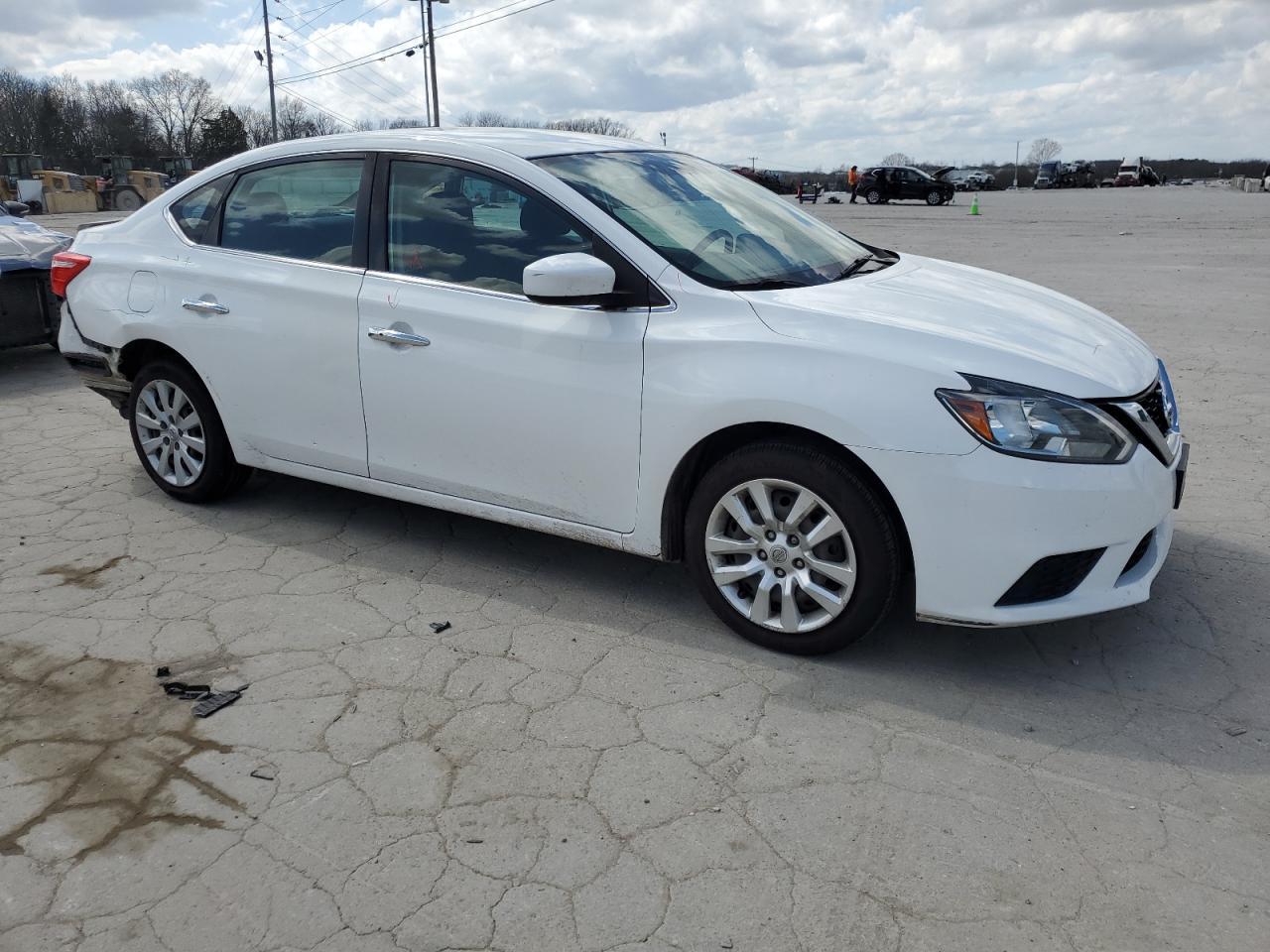 2017 NISSAN SENTRA S - Фото 4