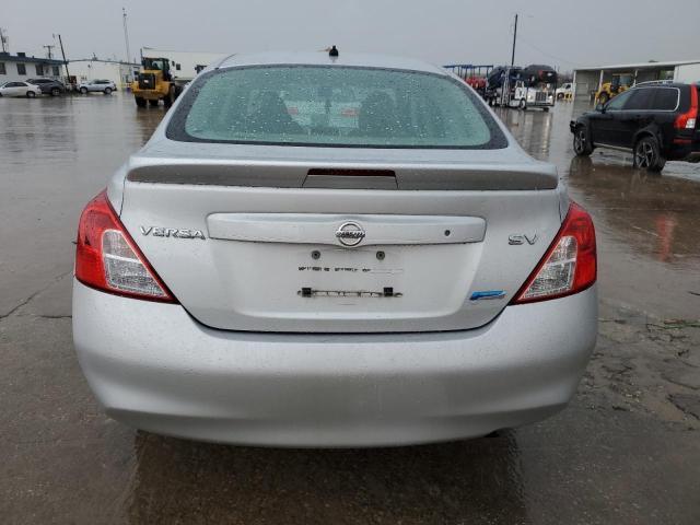 2014 Nissan Versa S - Фото 6