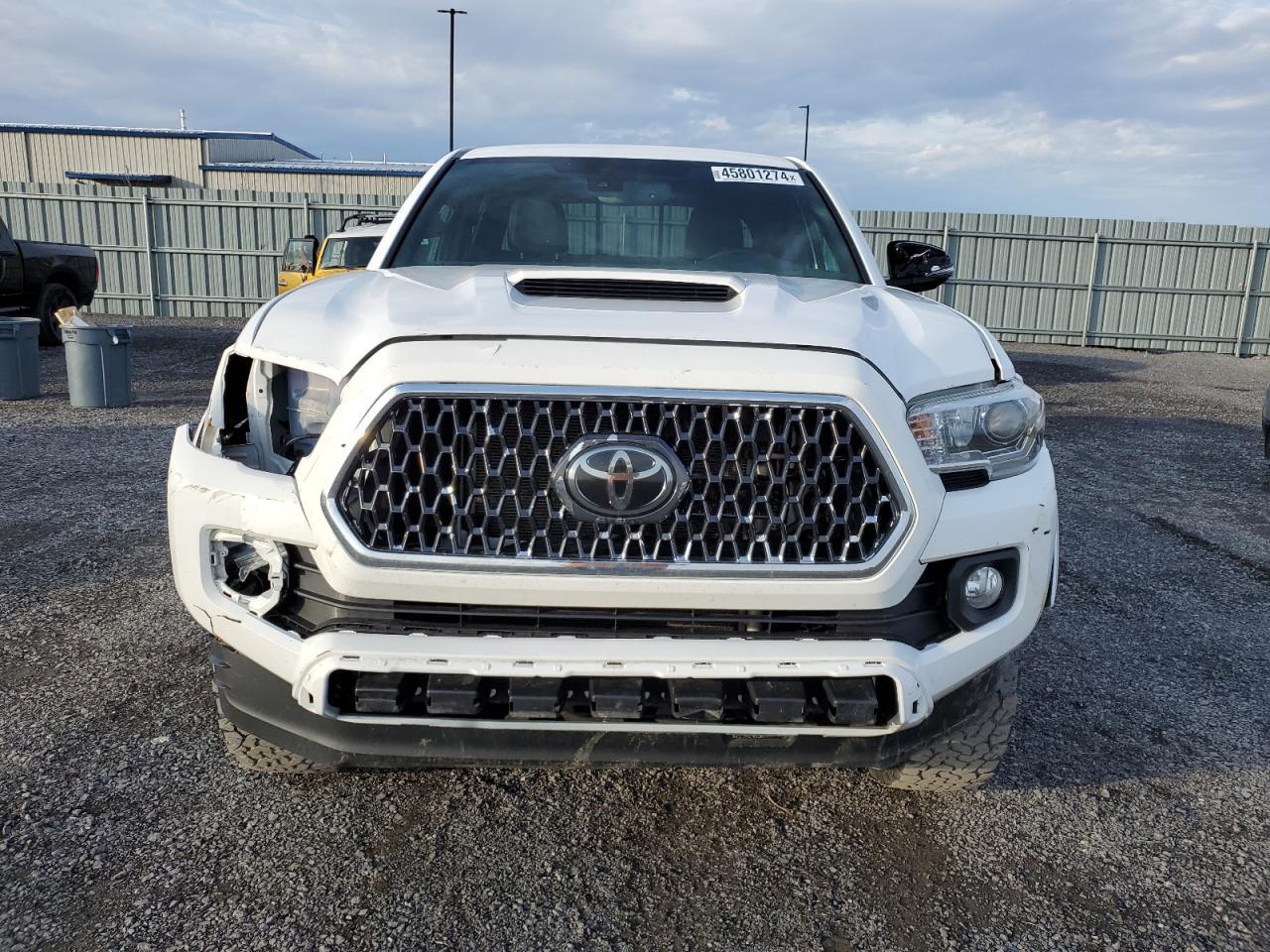 2019 TOYOTA TACOMA DOU - Фото 5