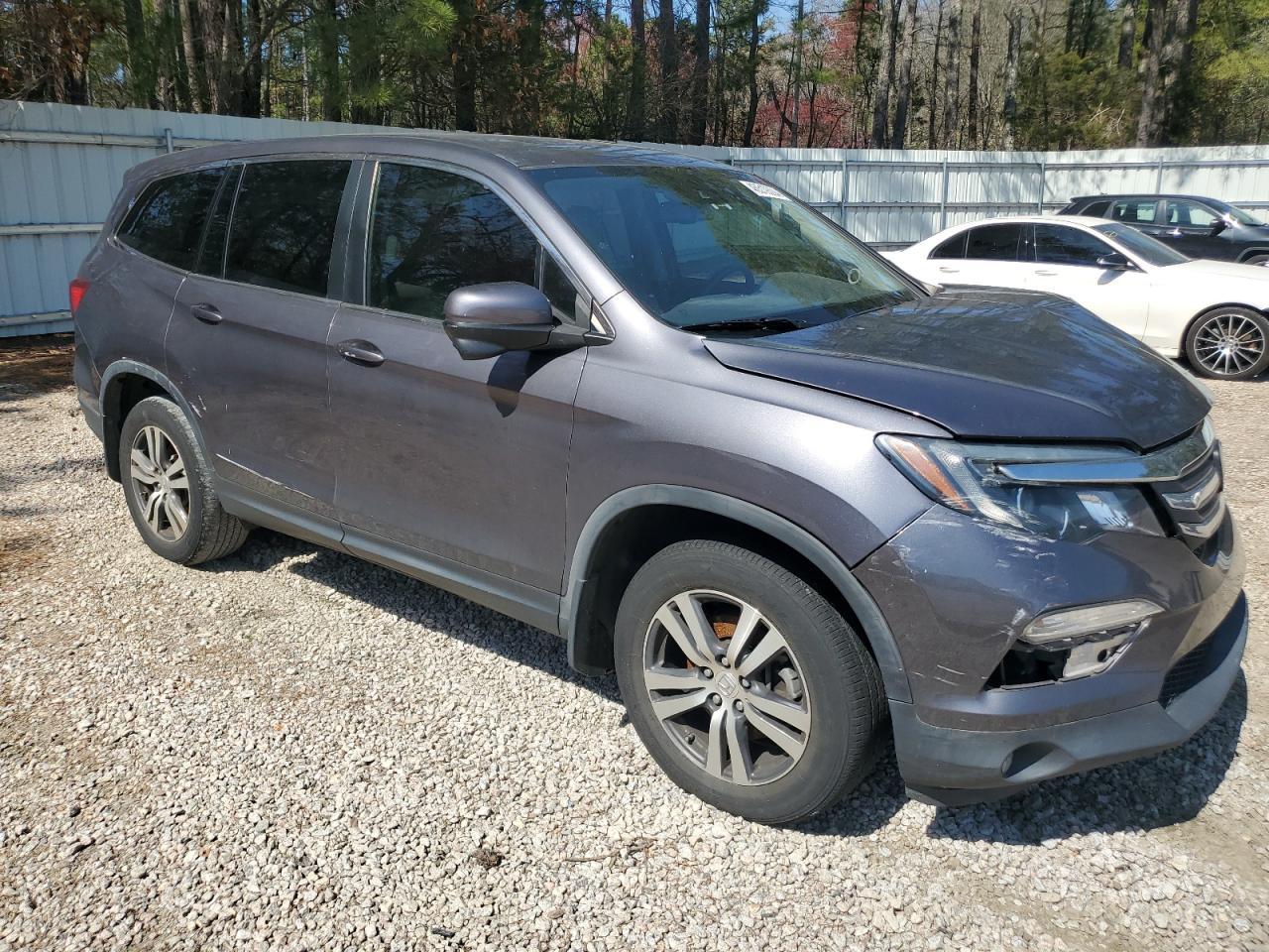 2017 HONDA PILOT EXL - Image 4