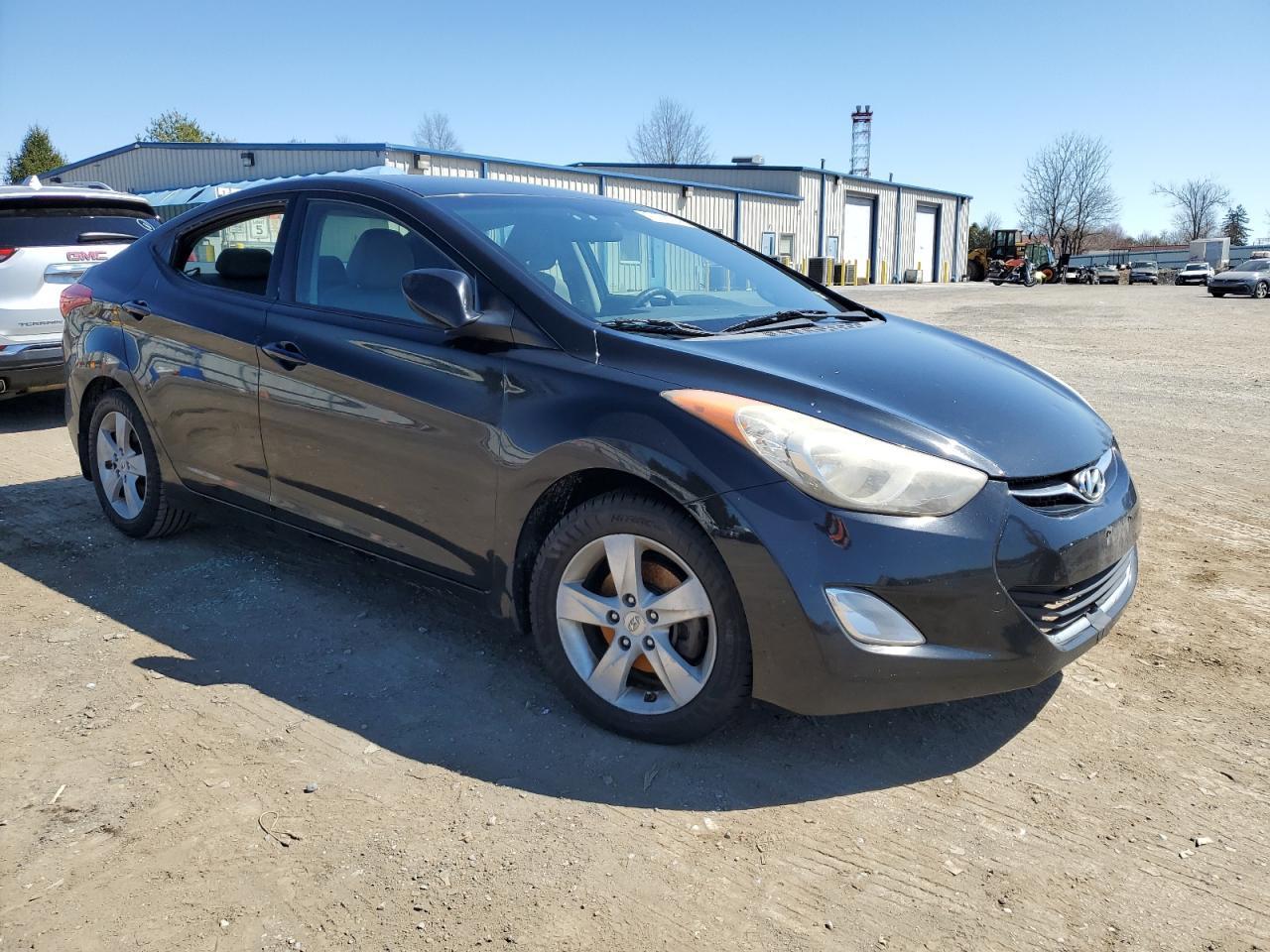 2013 HYUNDAI ELANTRA GL - Image 4