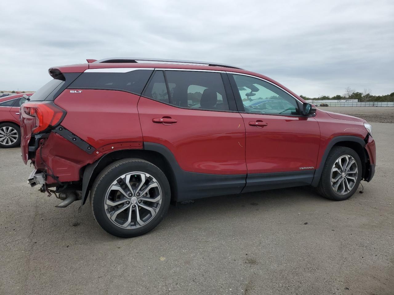 2021 GMC TERRAIN SL - Фото 3