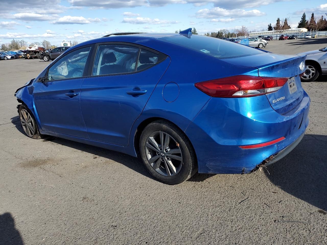 2017 HYUNDAI ELANTRA SE - Фото 2