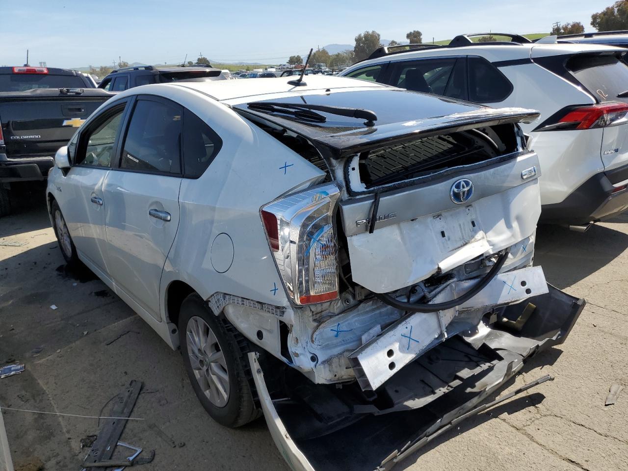 2014 TOYOTA PRIUS PLUG - Image 2
