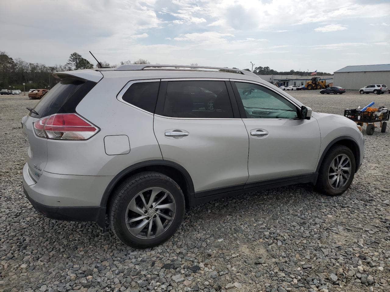 2014 NISSAN ROGUE S - Фото 3
