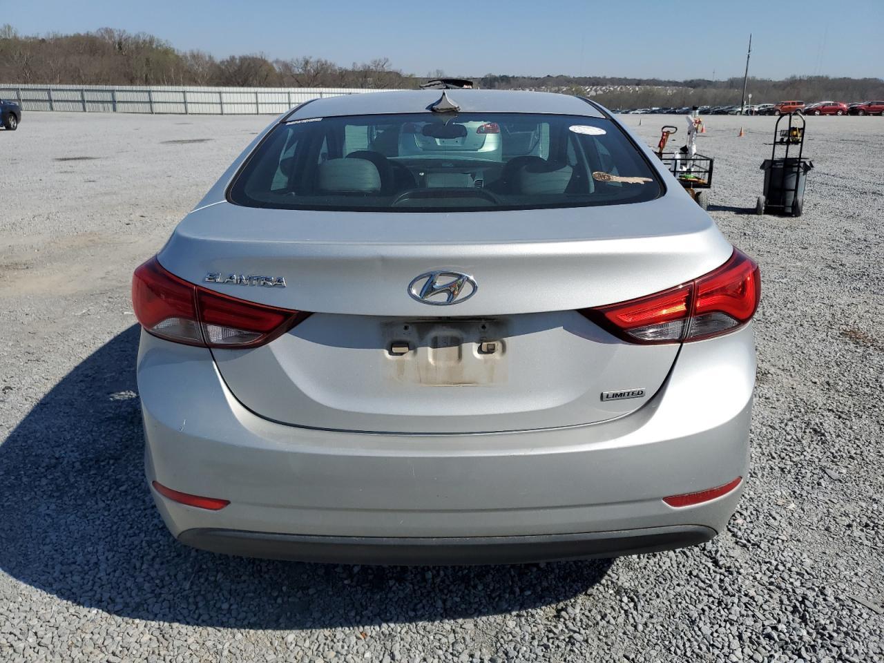 2015 HYUNDAI ELANTRA SE - Фото 6