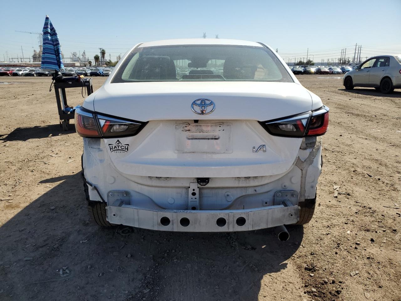 2017 TOYOTA YARIS IA - Image 6