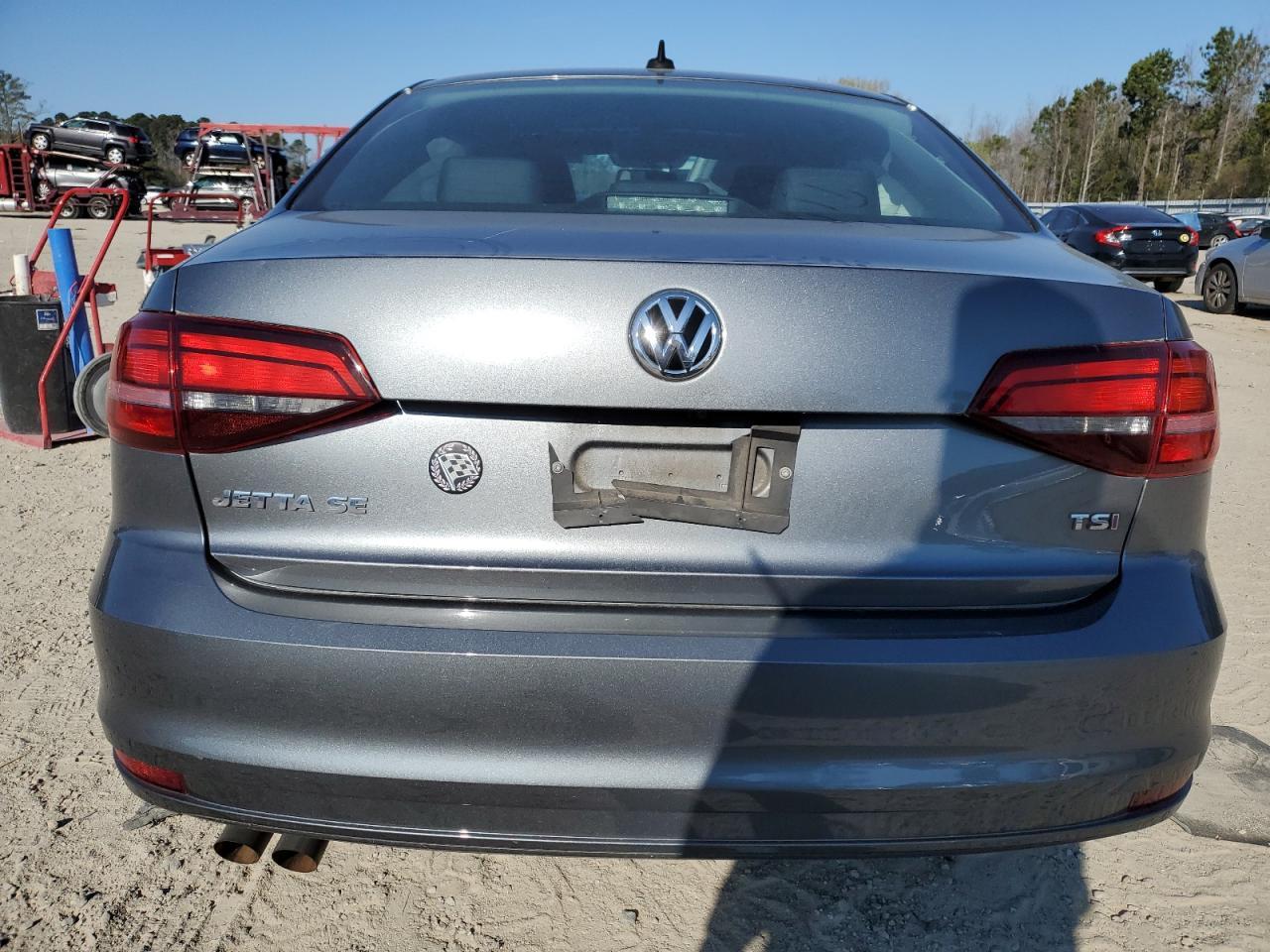 2017 VOLKSWAGEN JETTA SE - Фото 6